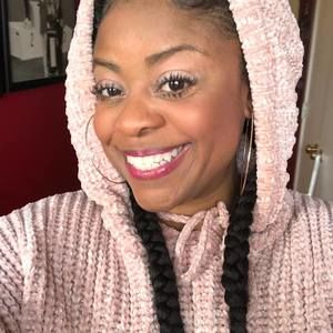 Meet your Posher, Tonya